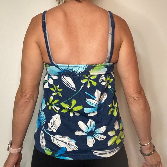Tank Top, Blue & green flowers - Picture 2 of 4